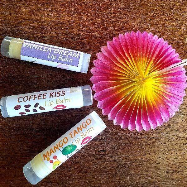 MOISTURIZING LIP BALM